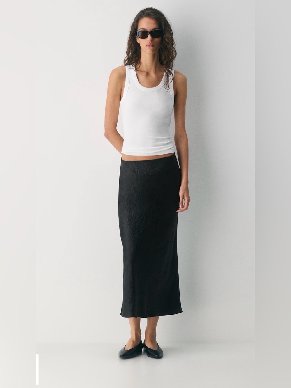 Aritiza Babaton Black Midi Slip Skirt - Classic Women's Skirt